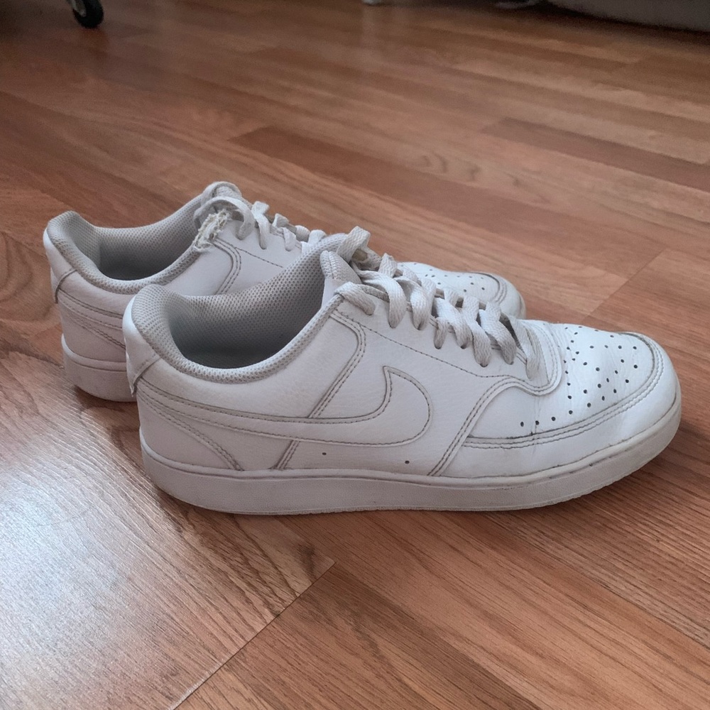 women's nike court vision low white shoes (minor tear on one shoe) size 9
